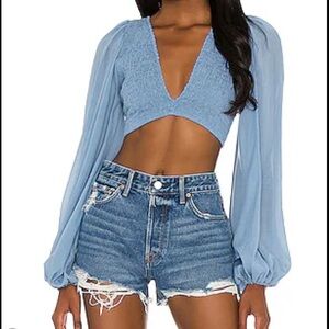 Biru Crop Top in Sky
Indah